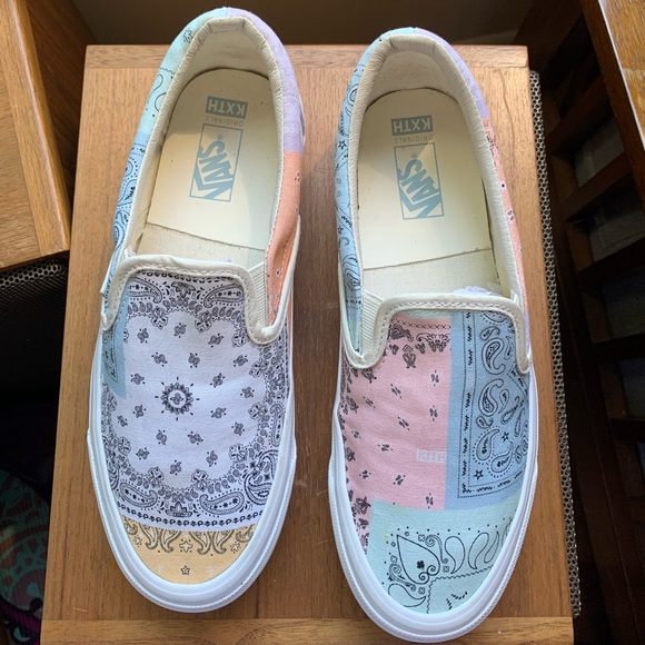 Vans x Kith Bandana Print pastel slip ons - Picture 1 of 7